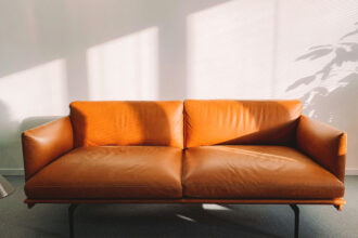 Découvrez le canapé parfait pour des soirées cocooning inoubliables