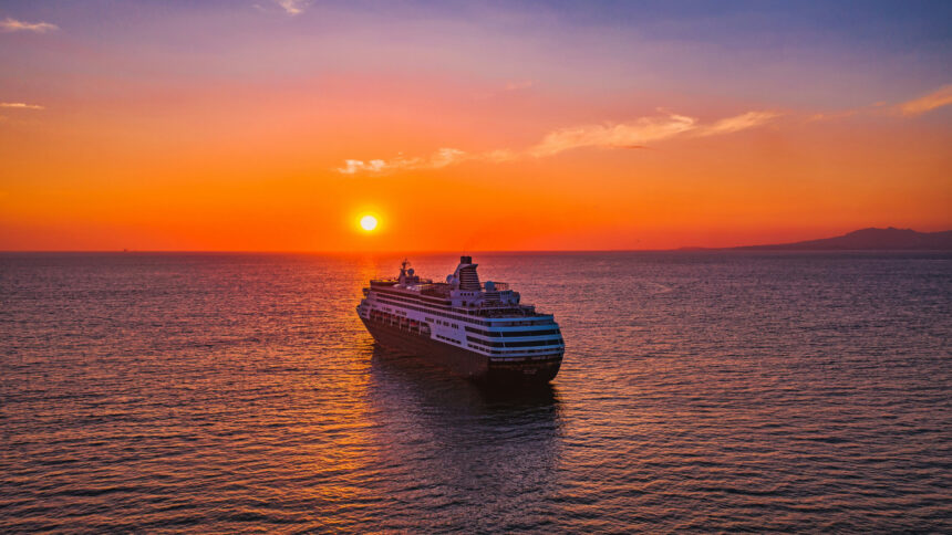 Expédition ou croisière classique : quel type de voyage ponant vous correspond ?